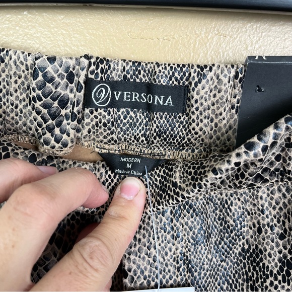 NEW Snakeskin Versona Pants Women's Size Medium - Picture 4 of 13